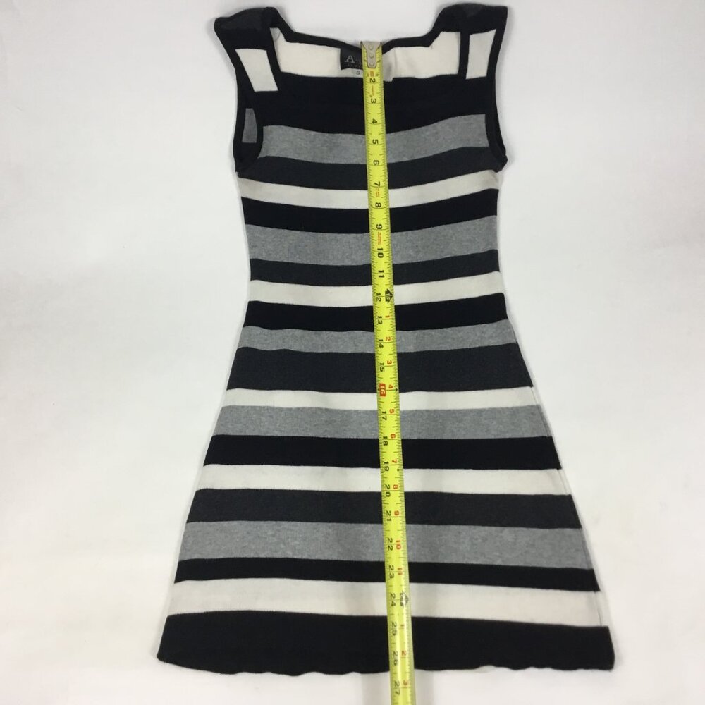 (PO) A-list; Blk, Wht & Gray Tank Top - Picture 8 of 12